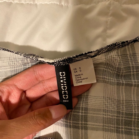 Top - Picture 3 of 3